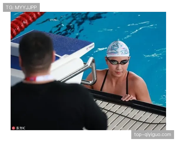 李冰洁训练完吃顿饭花的钱比我一个月工资还多