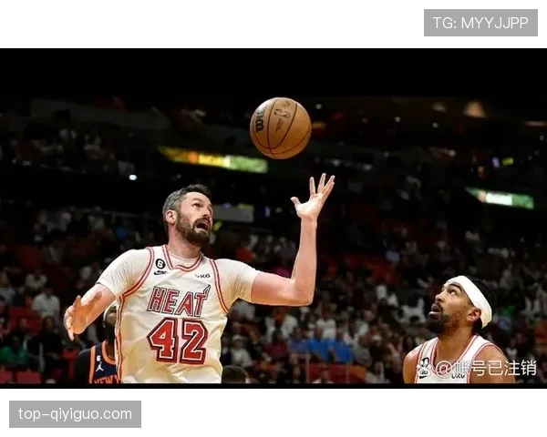 尤文图斯防守体系崩塌危机！战术层面遭诟病，豪门地位摇摇欲坠亟待改革。